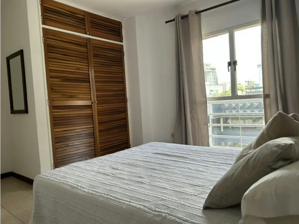 En Venta Edificio, Altamira, 950 mts - 13