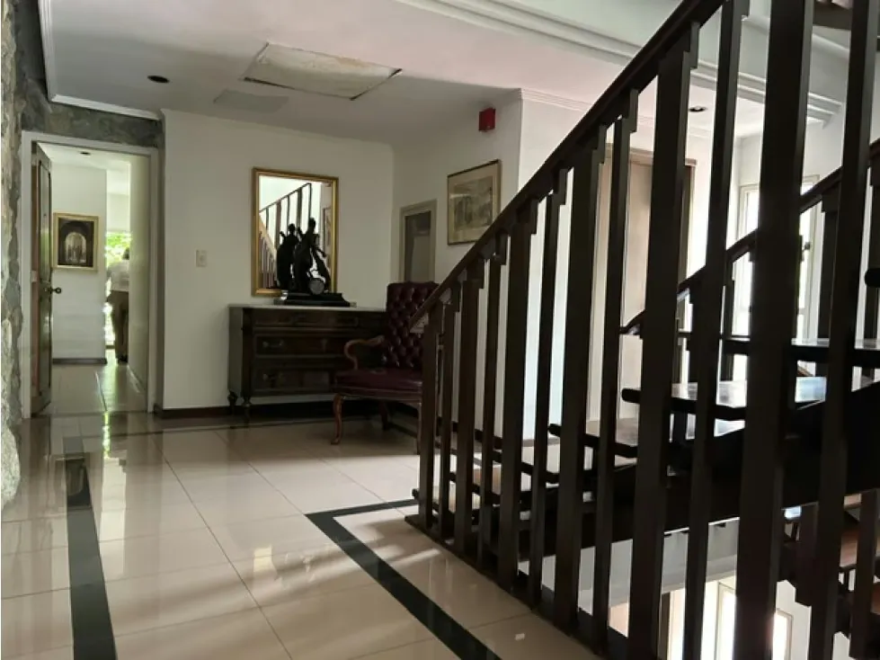 En Venta Edificio, Altamira, 950 mts - 4
