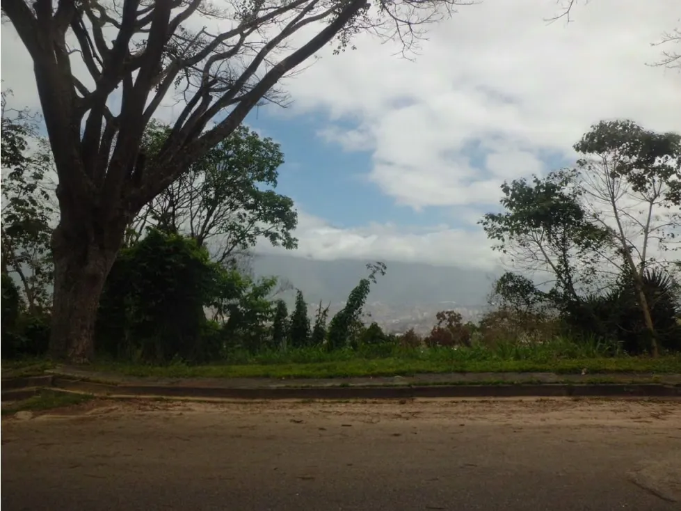 Se vende terreno 1000m2 Alto Hatillo 1827