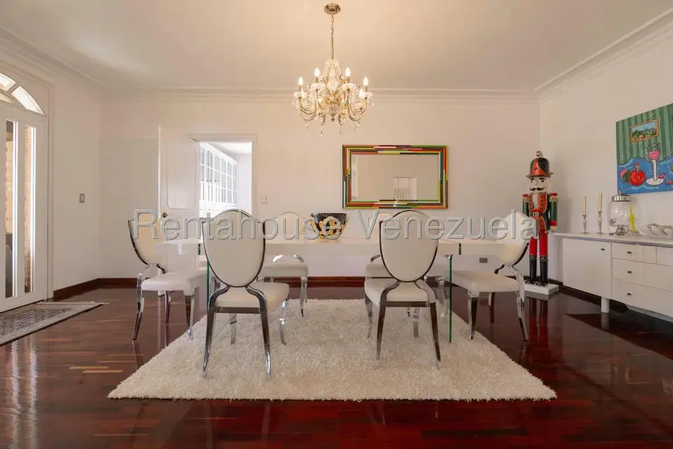 Casa (Multipes Niveles) en Venta en Los Naranjos del Cafetal, Distrito Metropolitano - 16