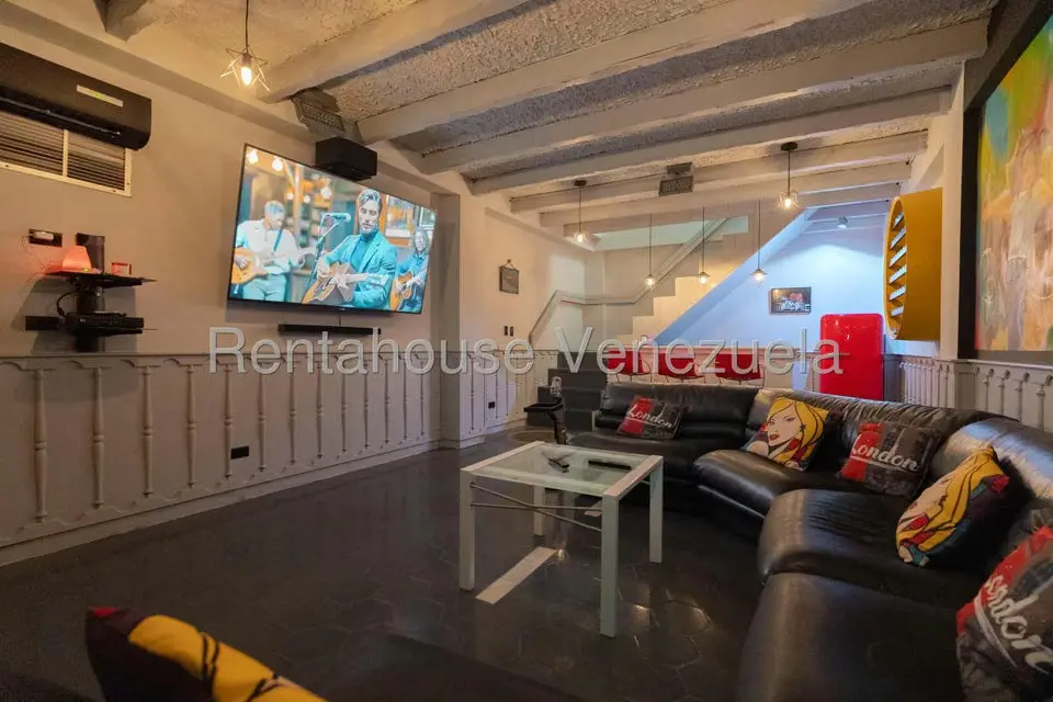 Casa (Multipes Niveles) en Venta en Los Naranjos del Cafetal, Distrito Metropolitano - 30