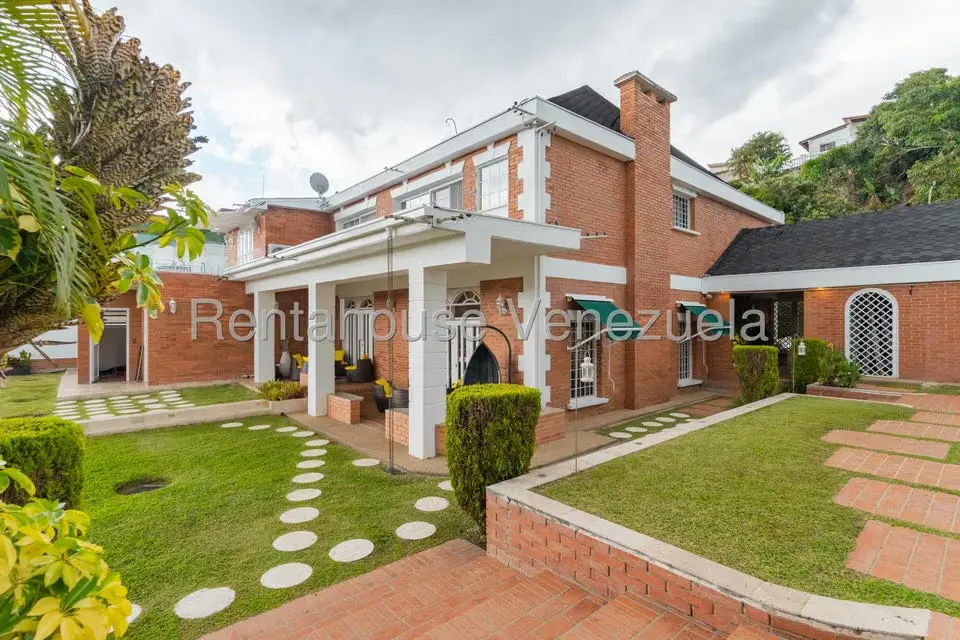 Casa (Multipes Niveles) en Venta en Los Naranjos del Cafetal, Distrito Metropolitano - 3