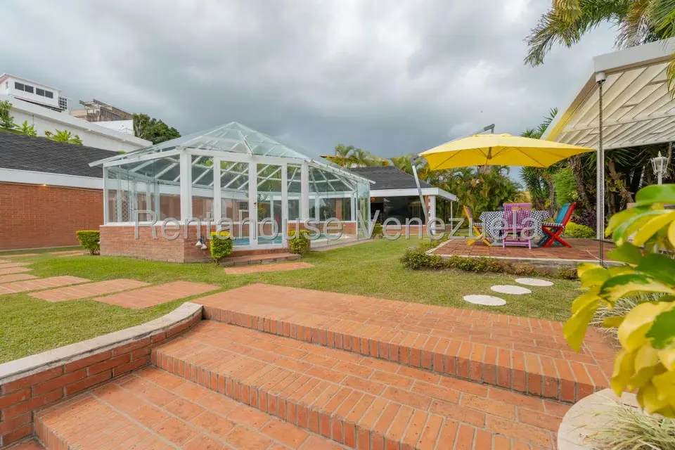 Casa (Multipes Niveles) en Venta en Los Naranjos del Cafetal, Distrito Metropolitano - 74