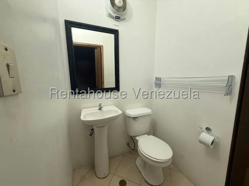 Apartamento (1 Nivel) en Venta en Colinas de Bello Monte, Distrito Metropolitano - 13