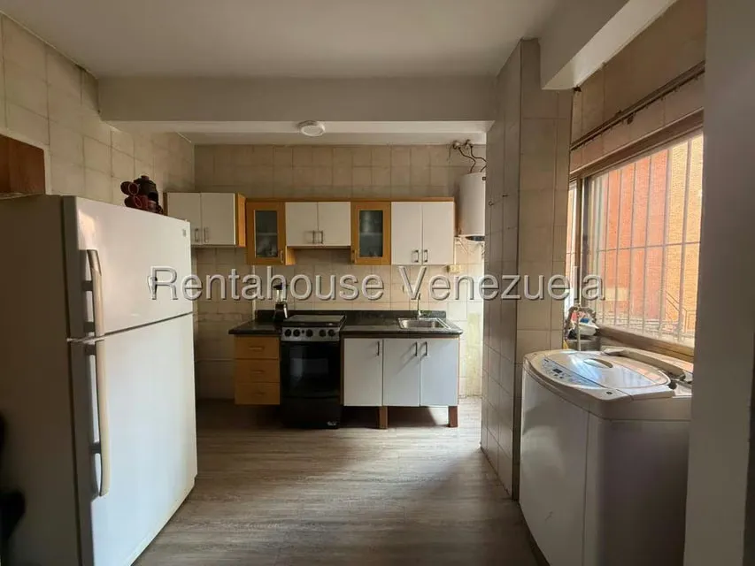 Apartamento (1 Nivel) en Venta en Colinas de Bello Monte, Distrito Metropolitano - 5