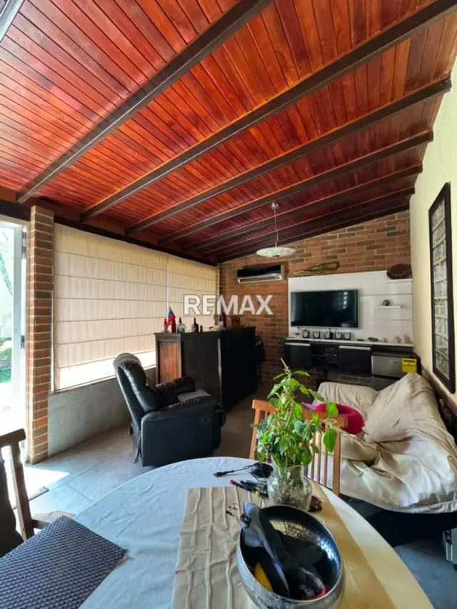 Townhouse Moderno Con Inversor en Venta en El Rincón, Residencias Villa Orense - 9
