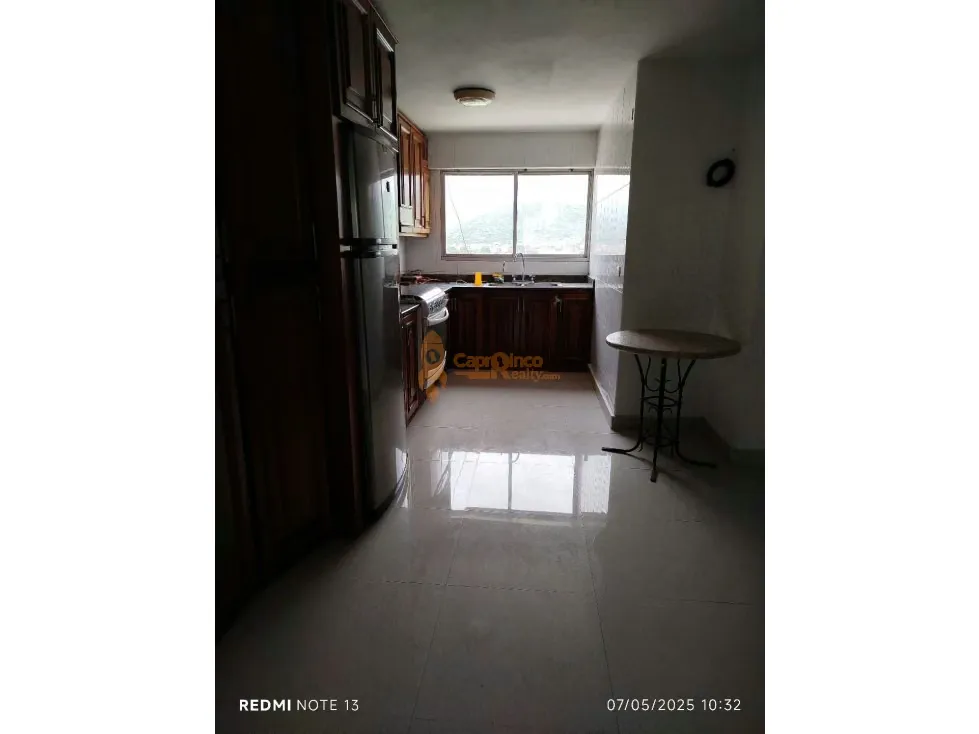 Venta de Apartamento en Cumboto Sur, oportunidad única - 8