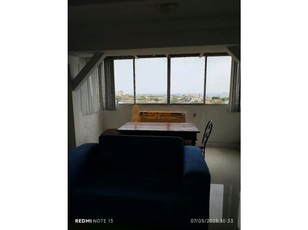 Venta de Apartamento en Cumboto Sur, oportunidad única - 9