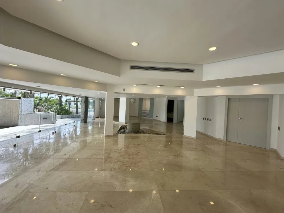 En venta casa de 2120m2 4h+2s/4.5b+s/10p La Lagunita - 13
