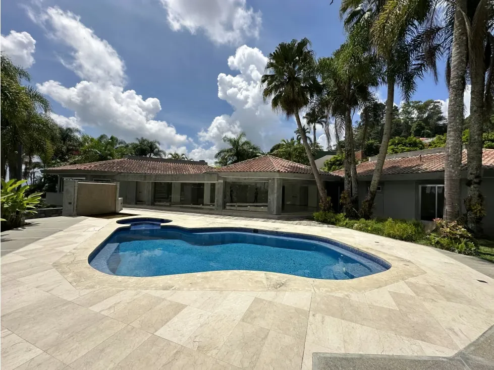 En venta casa de 2120m2 4h+2s/4.5b+s/10p La Lagunita - 25