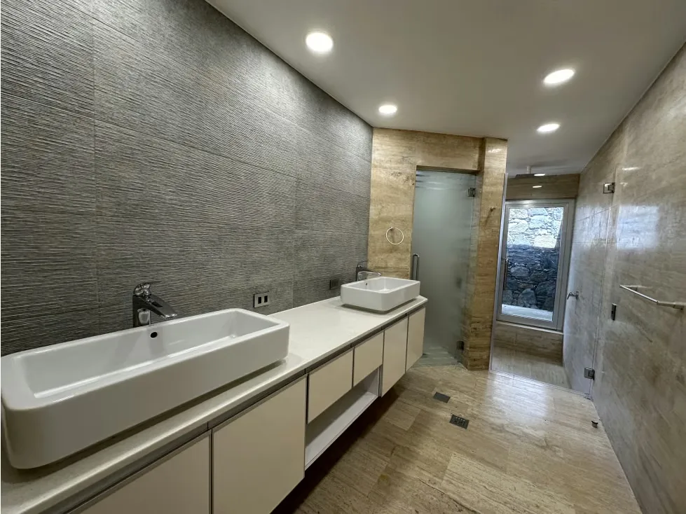 En venta casa de 2120m2 4h+2s/4.5b+s/10p La Lagunita - 43