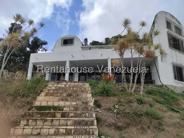 Casa (Multipes Niveles) en Venta en Sabaneta, Distrito Metropolitano - 2