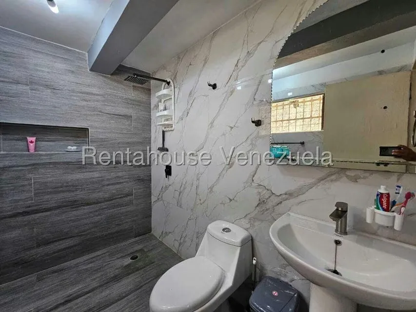 Casa (Duplex) en Venta en La Coromoto, Aragua - 27