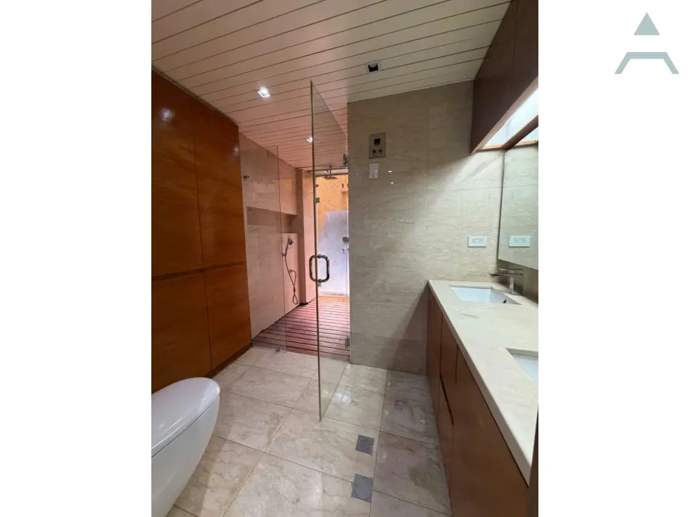 Se alquila casa 500m² en La Castellana - 29
