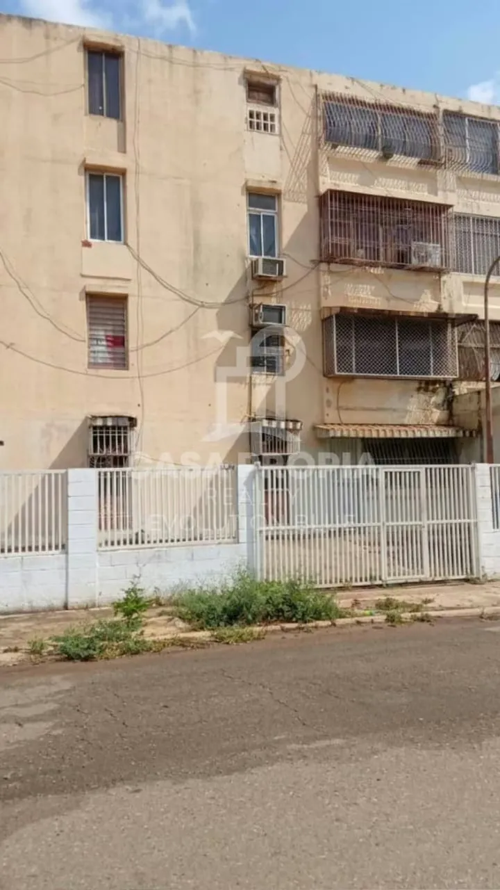 Apartamento en venta sector Raúl leoni