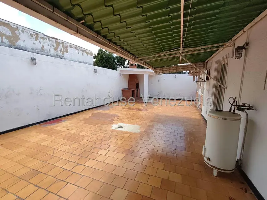 Casa (1 Nivel) en Venta en Trigal Norte, Carabobo - 41