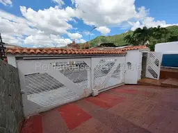 Vista 44