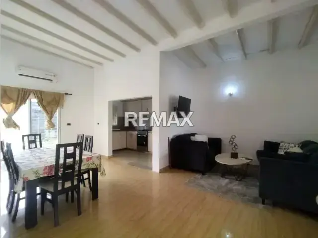 En Venta Casa Urbanización Los Olivos, via El Costo. Maturín