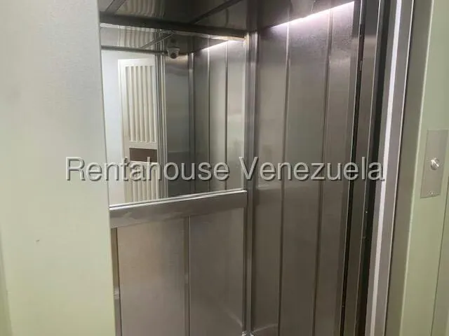 Apartamento (1 Nivel) en Venta en Horizonte, Distrito Metropolitano - 3