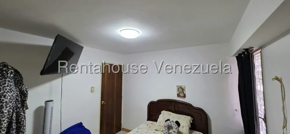 Apartamento (1 Nivel) en Venta en Montalban II, Distrito Metropolitano - 24
