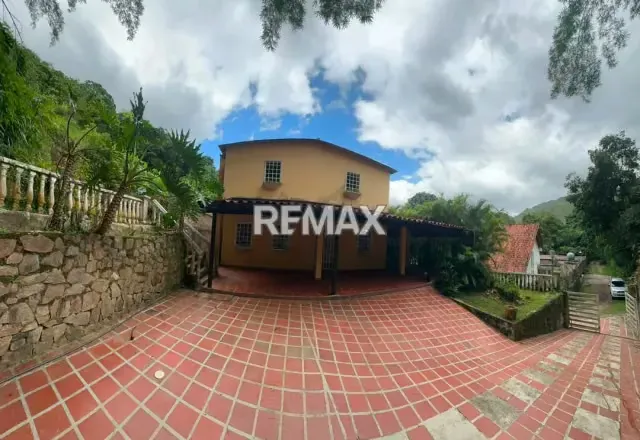 Casa en venta el castaño Urb Palmarito. - 2