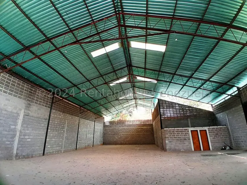 Galpon - Deposito en Venta en Zona Industrial, Aragua - 3