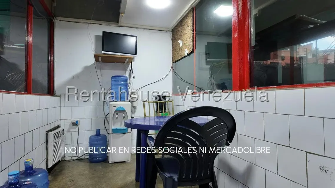 Local Comercial en Alquiler en Santa Monica, Distrito Metropolitano - 5