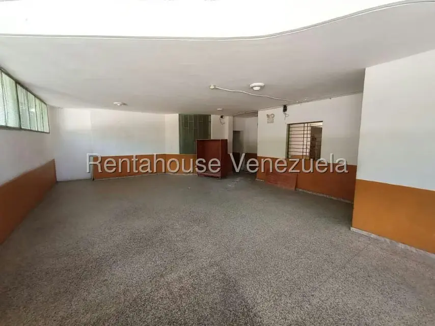 Casa (1 Nivel) en Venta en La Florida, Distrito Metropolitano - 12