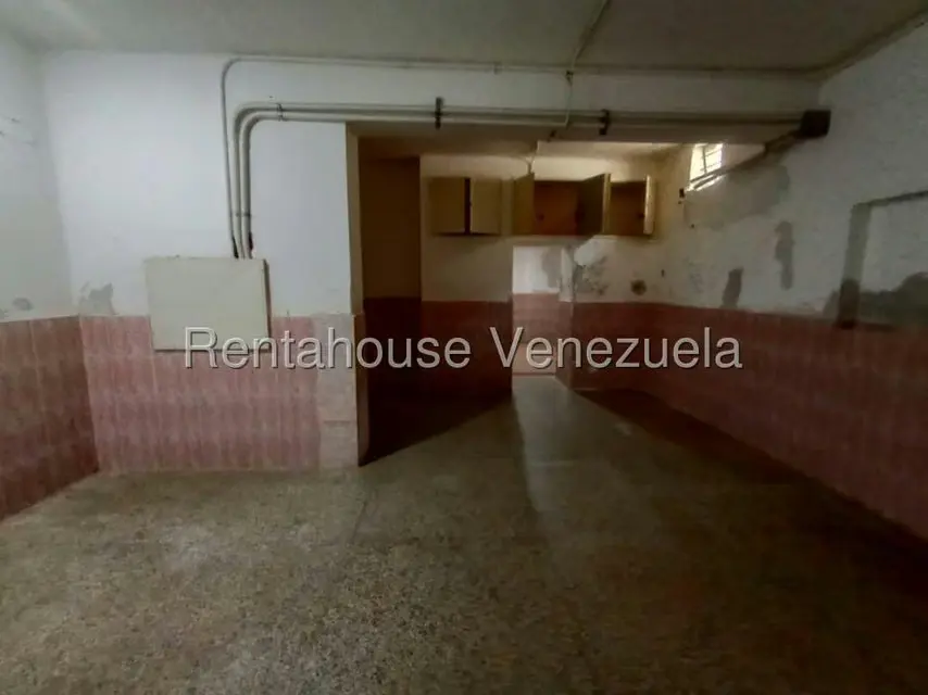 Casa (1 Nivel) en Venta en La Florida, Distrito Metropolitano - 23