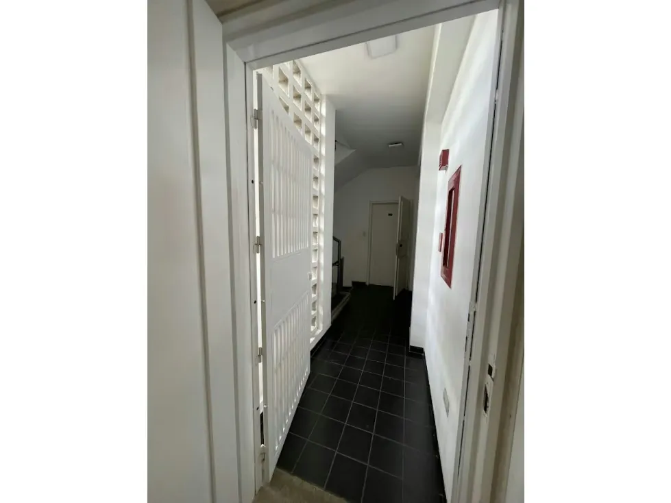 Vendo apartamento c/terraza 245m2 Country Club 3583 - 21