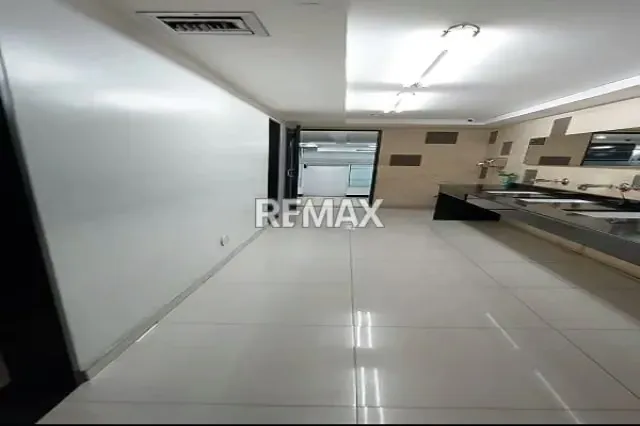 Alquiler de pequeños locales en Los Ruices, Caracas - 8