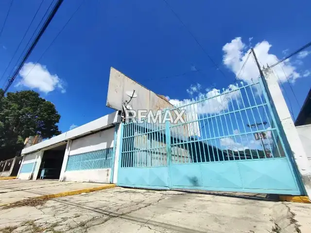 Venta de Galpon industrial Alvarenga