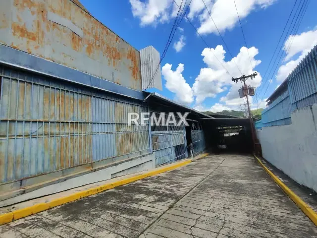 Venta de Galpon industrial Alvarenga - 3