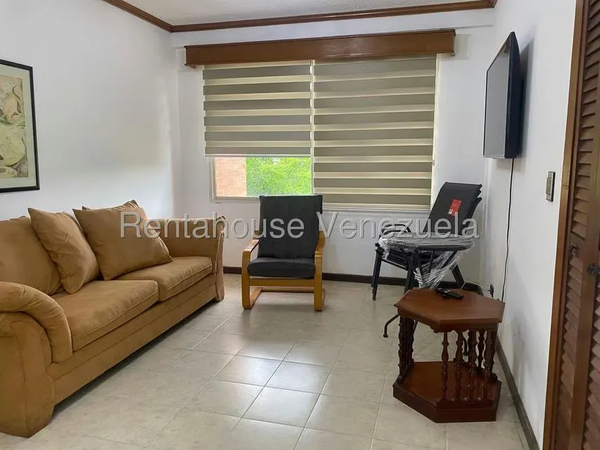 Apartamento (1 Nivel) en Alquiler en Trigal Norte, Carabobo - 2