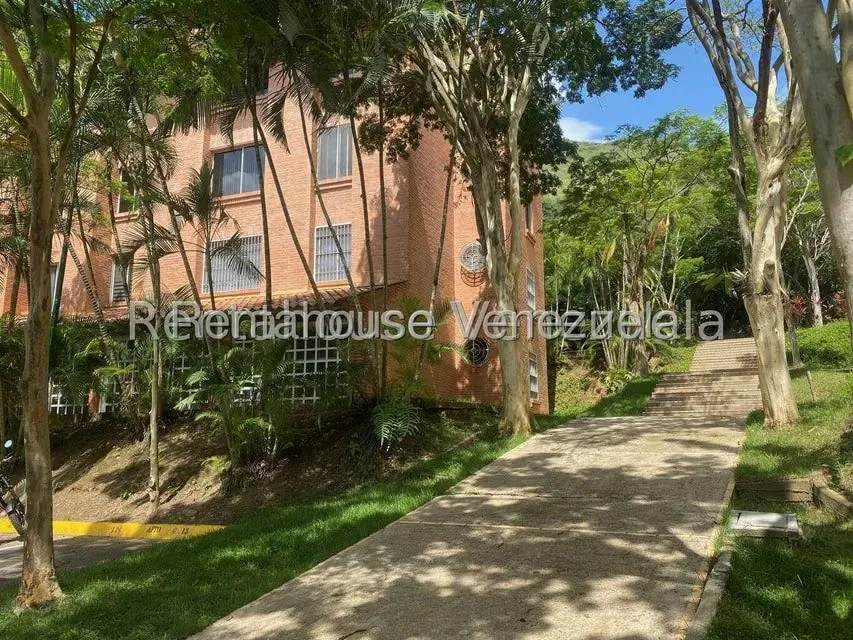 Apartamento (1 Nivel) en Alquiler en Trigal Norte, Carabobo - 17