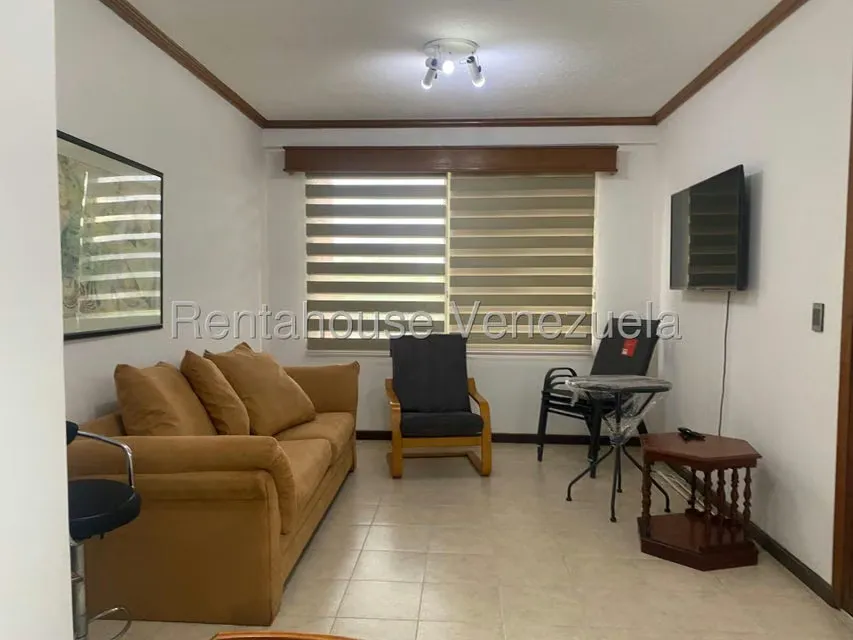 Apartamento (1 Nivel) en Alquiler en Trigal Norte, Carabobo - 3