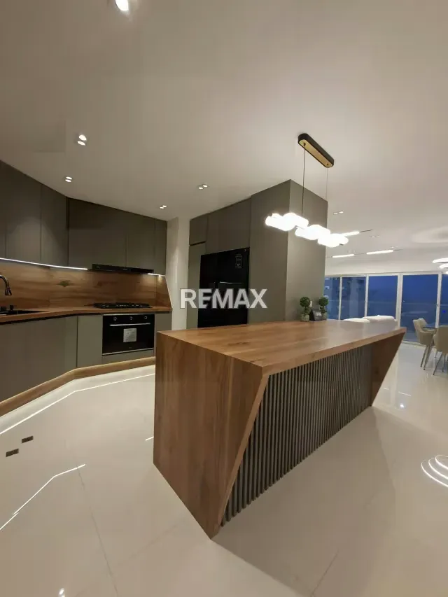 Espectacular Penthouse Inteligente con Vista al Mar en Resd. Arena Suites en Lechería - 3
