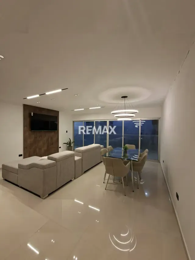 Espectacular Penthouse Inteligente con Vista al Mar en Resd. Arena Suites en Lechería - 4