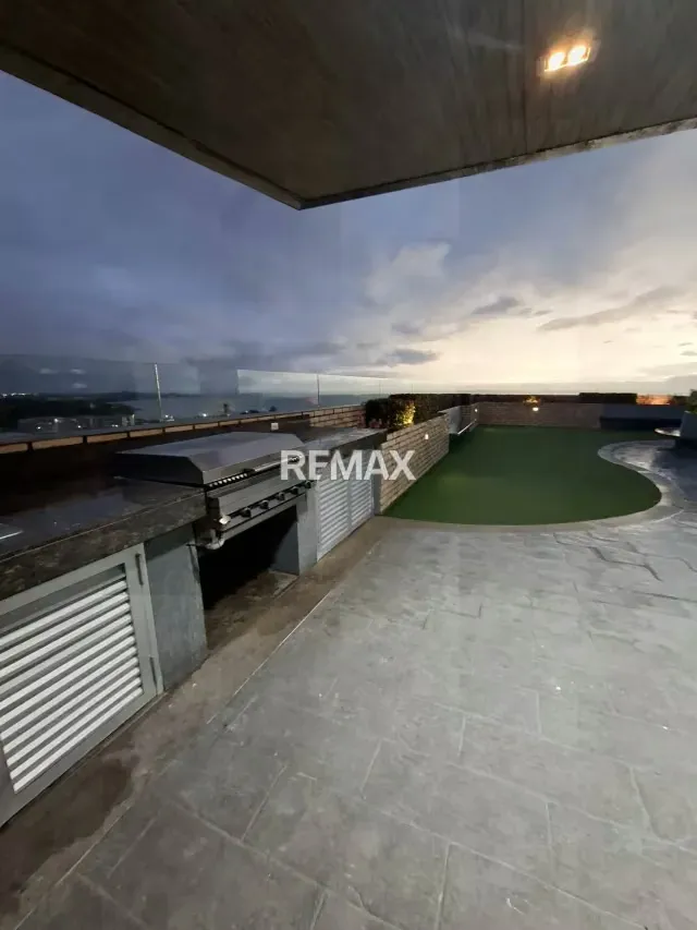 Espectacular Penthouse Inteligente con Vista al Mar en Resd. Arena Suites en Lechería - 6