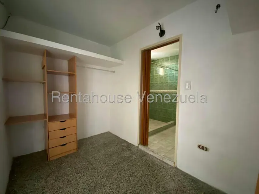 Casa (Duplex) en Alquiler en Fundacion Mendoza, Aragua - 12
