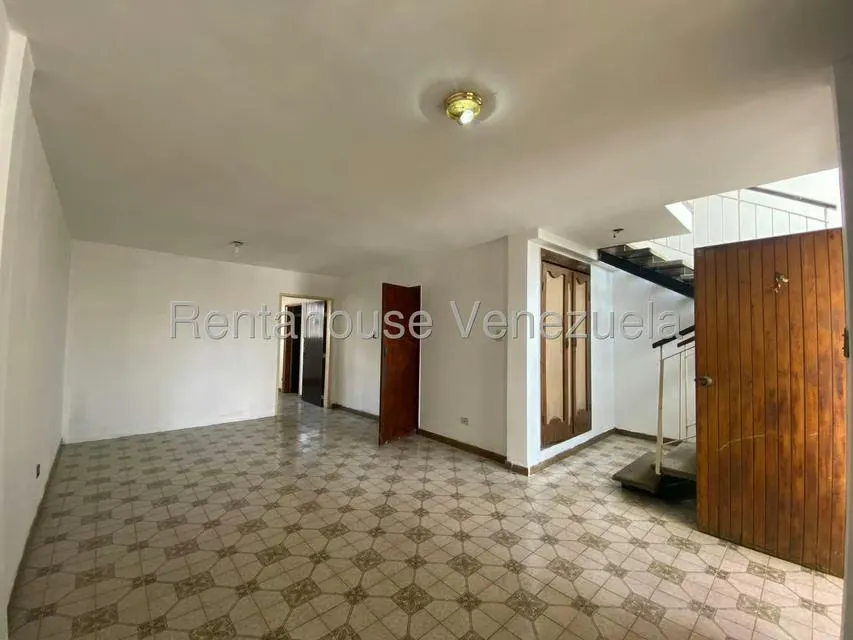 Casa (Duplex) en Alquiler en Fundacion Mendoza, Aragua - 3