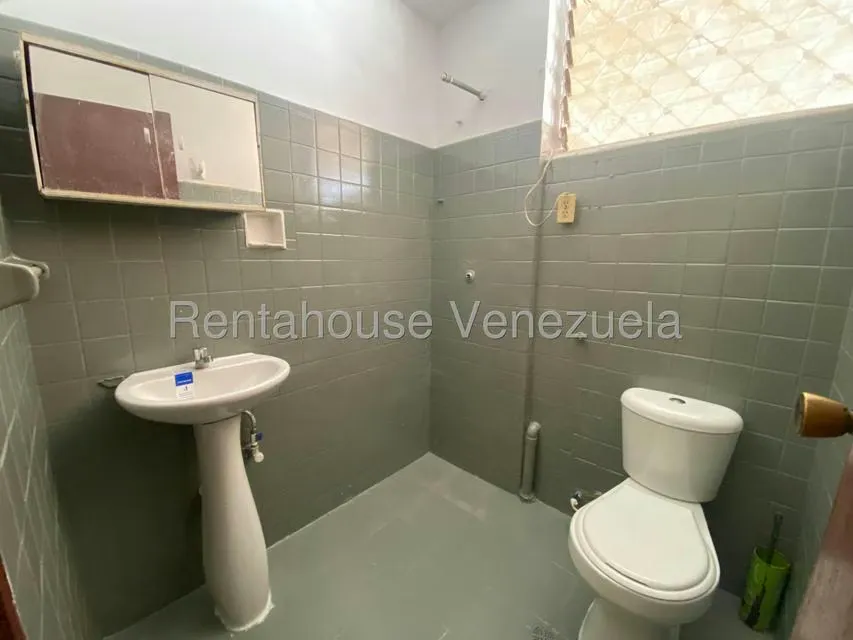 Casa (Duplex) en Alquiler en Fundacion Mendoza, Aragua - 9