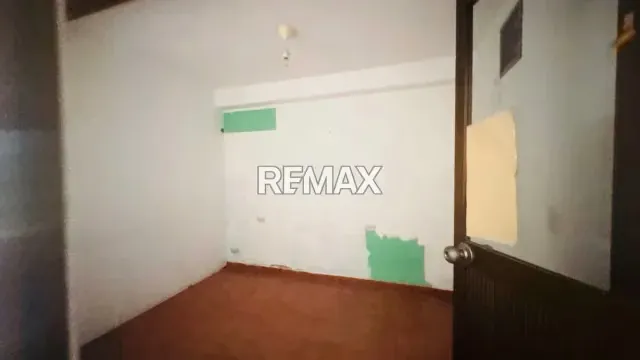 Local Amplio en Venta en El Centro de Punto Fijo - 5