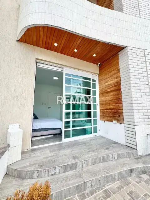 En Venta Apartamento en Edificio Aquamarina – Av. Ferrero Tamayo diagonal a la Iglesia Santísimo Salvador,