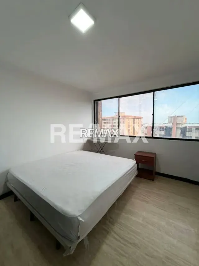 EN VENTA APARTAMENTO SINGAPUR - 7