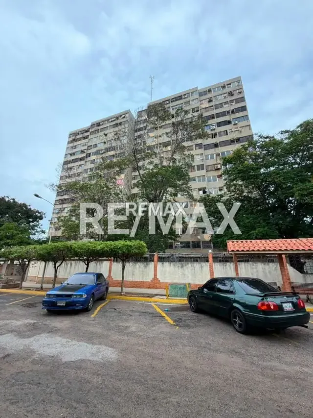Apartamento en Venta Residencias Las Aves