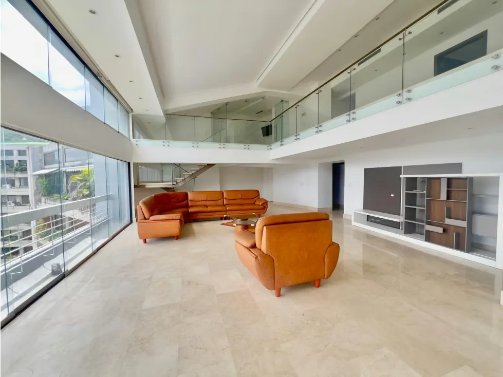 Se Vende/Alquila PH 500m² 4h+s/4b+s/3e Terrazas de Sebucan - 2