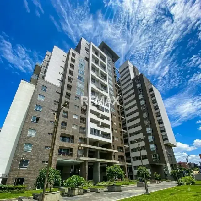 Apartamento en venta, Mercado Primario, obra gris, Parque La Música planta baja. Este de Barquisimeto