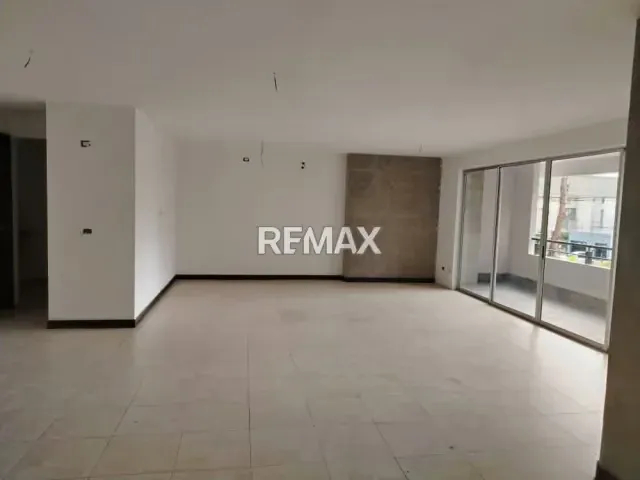 Apartamento en venta, Mercado Primario, obra gris, Parque La Música planta baja. Este de Barquisimeto - 2