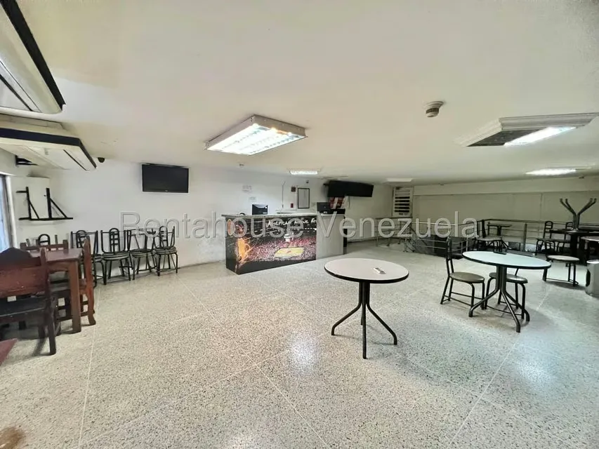 Local Comercial en Venta en Parroquia La Candelaria, Distrito Metropolitano - 12